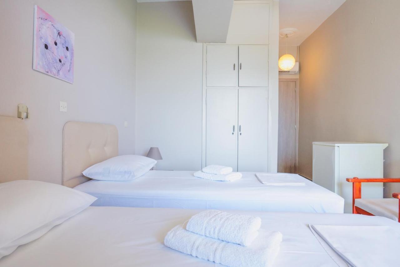 Hotel Korfos - Ξενοδοχείο Κόρφος Renovated Екстериор снимка