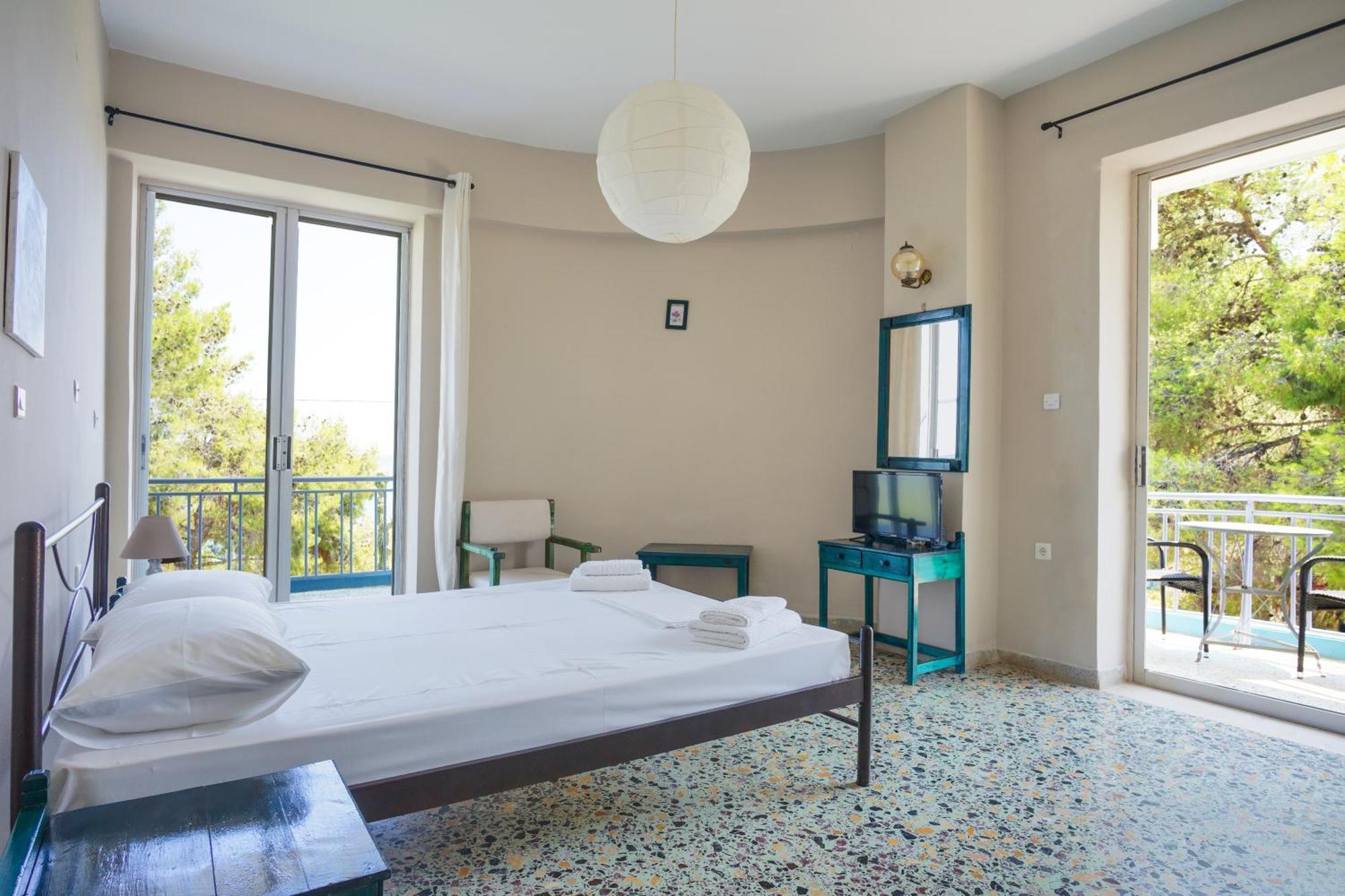 Hotel Korfos - Ξενοδοχείο Κόρφος Renovated Екстериор снимка